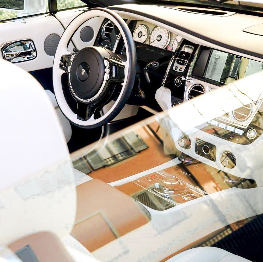 Auto moderna dettaglio interno